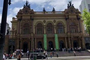 中外抱团南美洲主席江弘促成中国广西南宁市与巴西圣保罗州费利斯港市结为友好城市