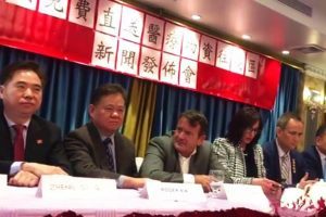 中外抱团：美国福建华人纷纷捐赠款物包机运回祖国抗击新冠疫情