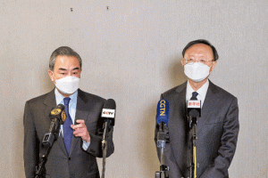 杨洁篪王毅同布林肯沙利文举行中美高层战略对话