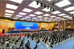 中外抱团：史上级别最高的—第17届中国-东盟博览会和商务与投资峰会开幕