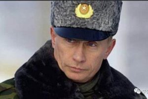 明年俄罗斯红场胜利日阅兵 普京在广撒英雄帖了