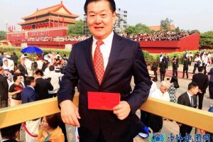 著名侨领、美籍爱国华人乔立华受邀70周年国庆阅兵天安门见证辉煌祖国