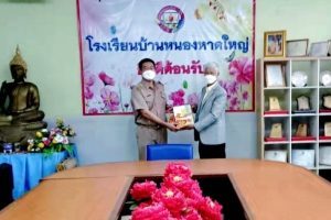 中外抱团：开展推动曼谷中小学开设中文课程并设立奖学金