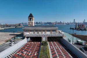 我国北方首条跨海沉管隧道建成通车