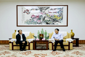 泰中国际企业家联合总会主席叶均廷一行应邀到广东省人民政府侨务办公室座谈