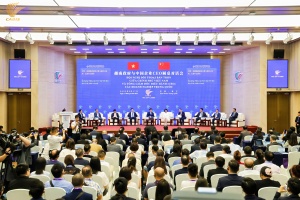 创新驱动谋发展携手共建中越命运共同体——越南政府与中国企业CEO圆桌对话会在南宁成功举办