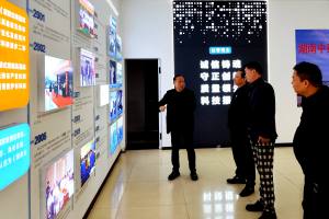 中外抱团东盟企业湖南参观考察金融法务与特种装备企业