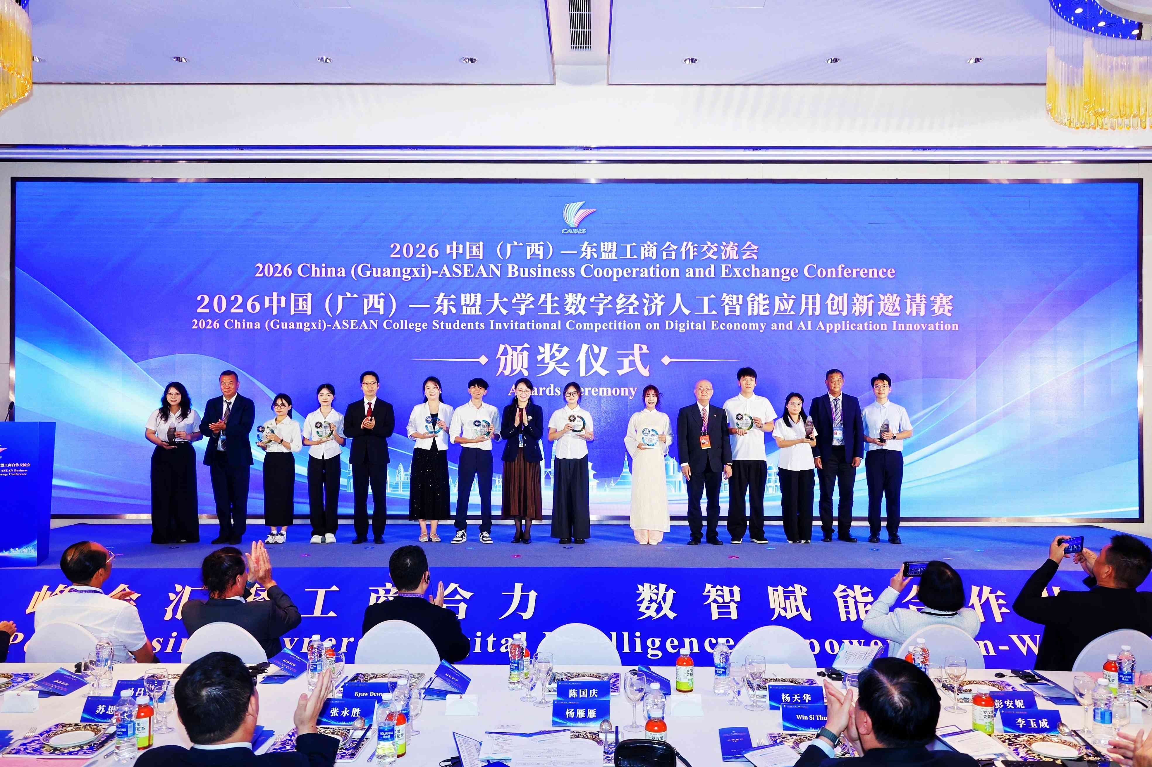 图片描述